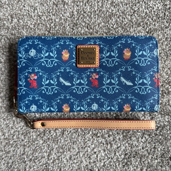 Disney Cinderella featuring Jaq and Gus by Dooney & Bourke Wallet Wristlet